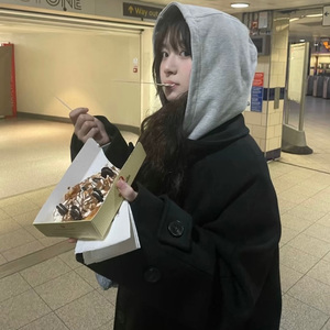 偷拍女人在家里性爱视频
