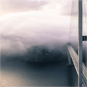 极品粉红色翻盖大阴茎靠小嫩逼
